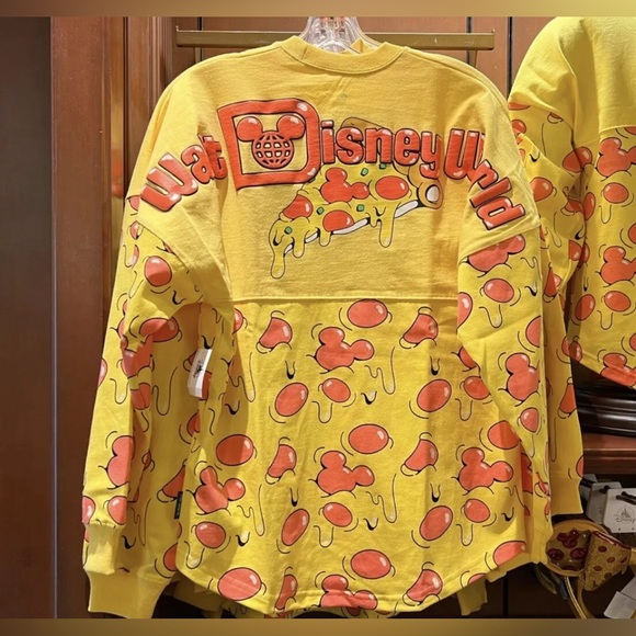 2024 Disney World Parks Eats Pizza Spirit Jersey Adult Limited Edition Unisex - Picture 1 of 3